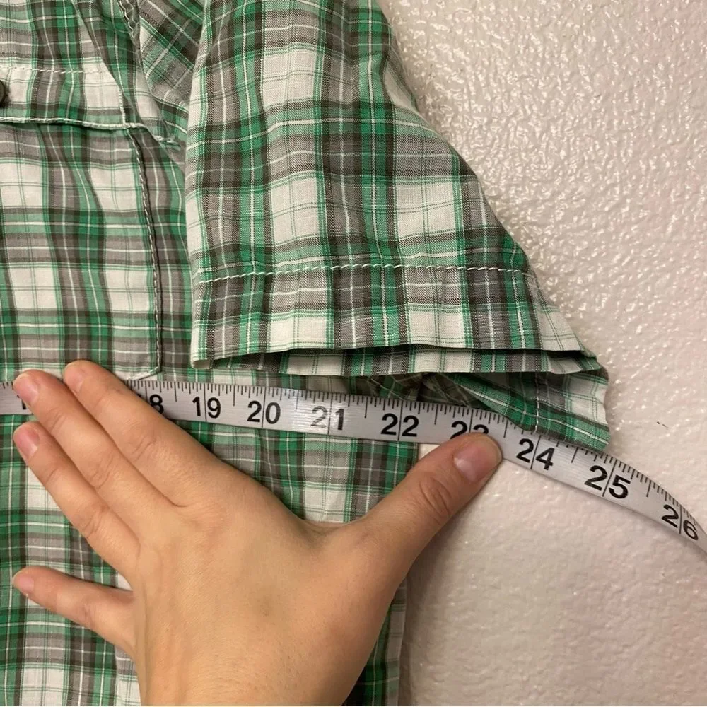 The North Face green plaid Short Sleeve button down casual shirt mens L
